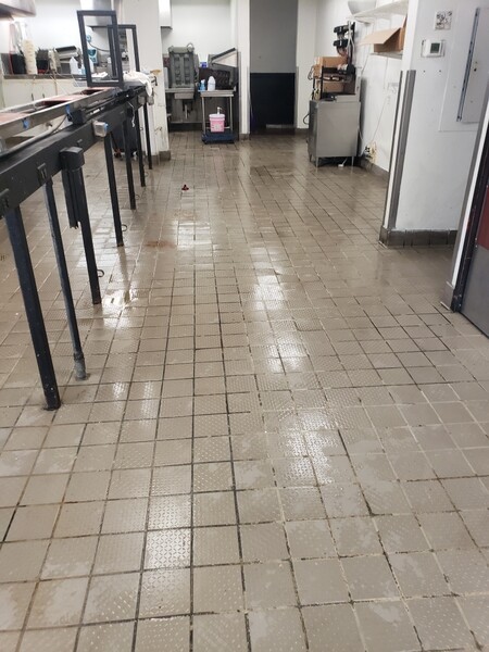 Before & After Restaurant Cleaning in Hummelstown, PA (3)
